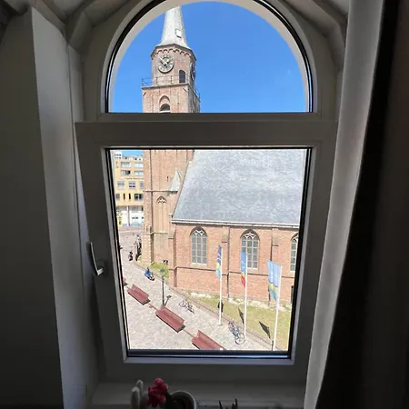 Beachfront With Sunset View Apartment The Hague