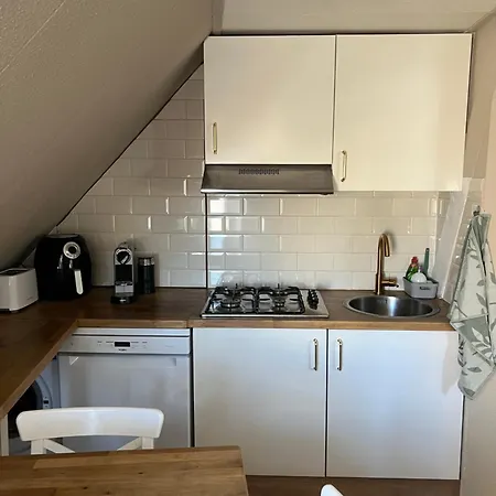 Beachfront With Sunset View Апартаменты