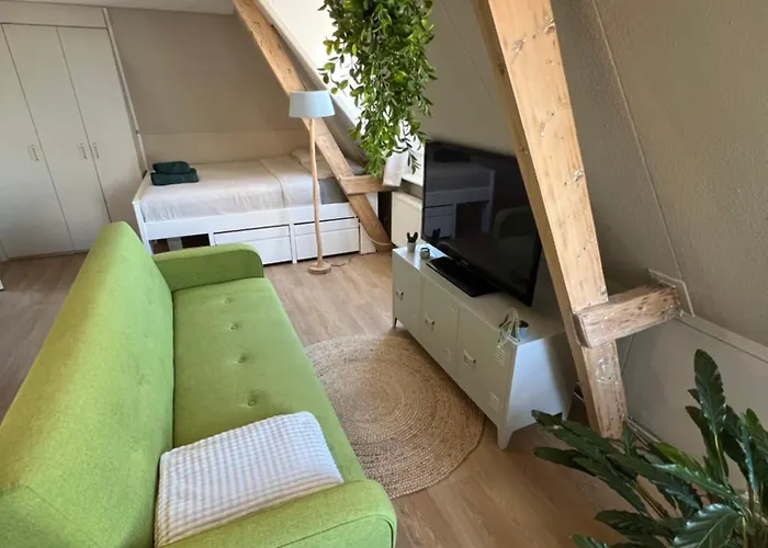 Beachfront With Sunset View Apartment *